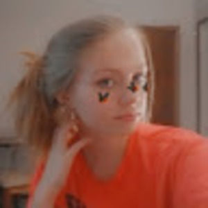 Meet your Posher, Michaela